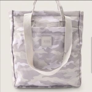 🤗⬇️Victoria’s Secret | Convertible Backpack